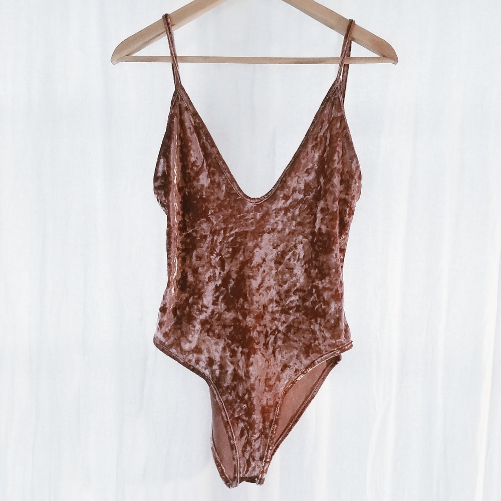 Sexy Velvet Mauve Bodysuit. Vintage!